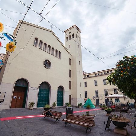 Glam House Bed & Breakfast Salerno Bagian luar foto
