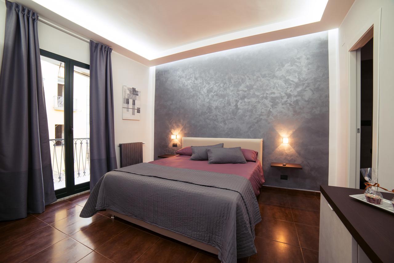 Glam House Bed & Breakfast Salerno Bagian luar foto